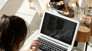 6 λόγοι για τους οποίους οι marketers αγαπούν τις διαδικτυακές εκδηλώσεις