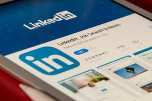 Η ΣΗΜΑΣIΑ ΤΟΥ LINKEDIN ΓΙΑ ΤΗΝ ΕΠΙΧΕIΡΗΣH ΣΑΣ