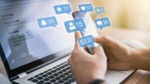 Τα οφέλη της ενσωμάτωσης των social media στο website σας